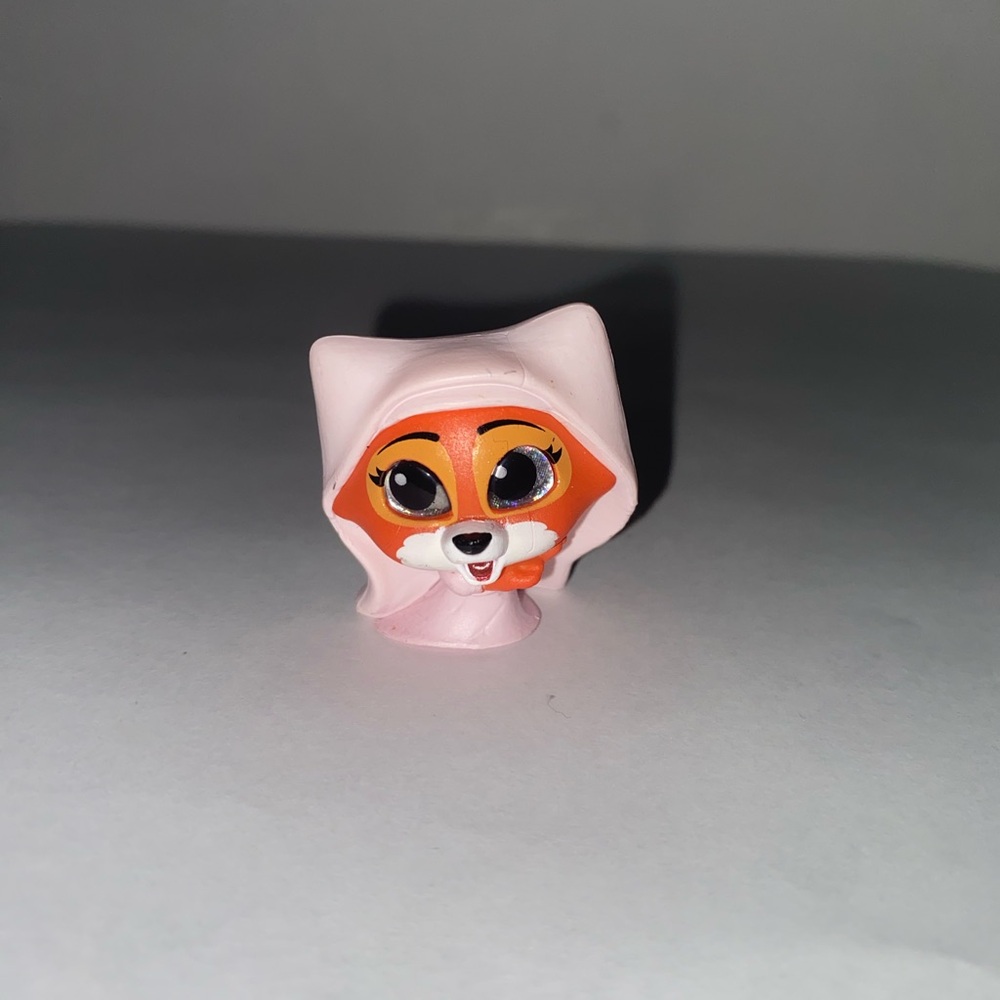 Disney Doorables Series 10 – Maid Marian (Robin Hood)